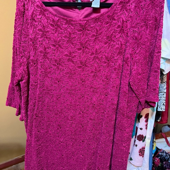 EUC bright raspberry top - Picture 1 of 3